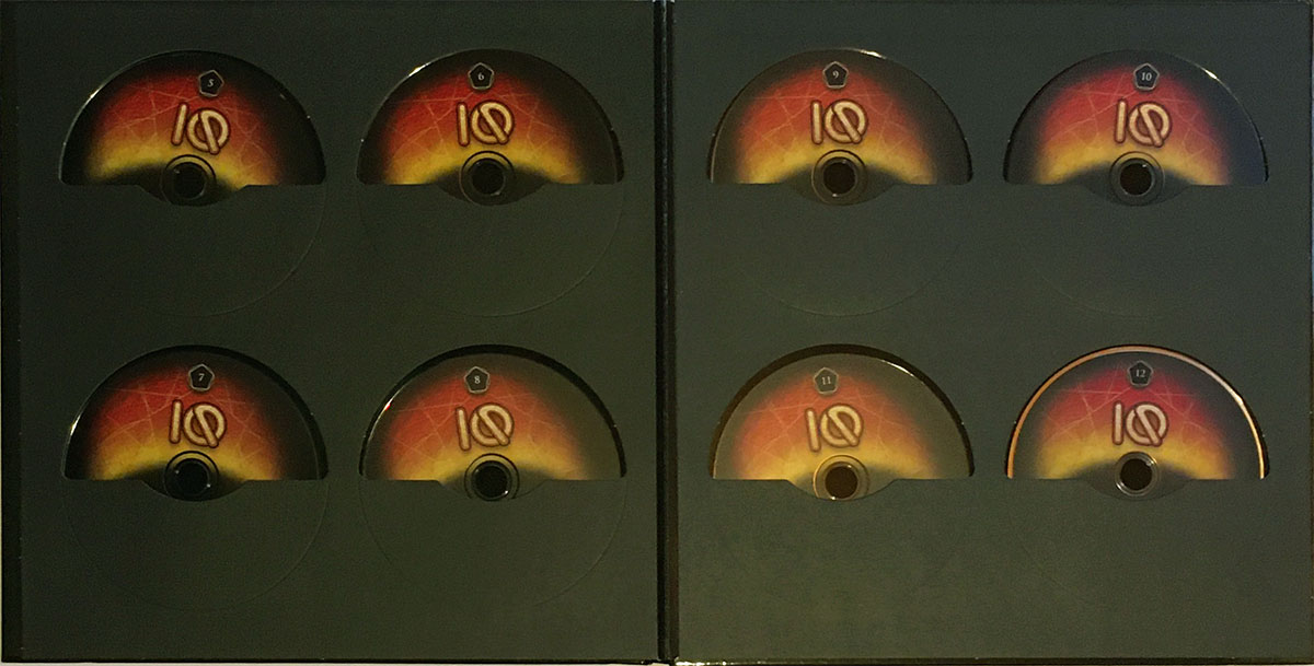 IQ / THE ARCHIVE COLLECTION 2003-2017